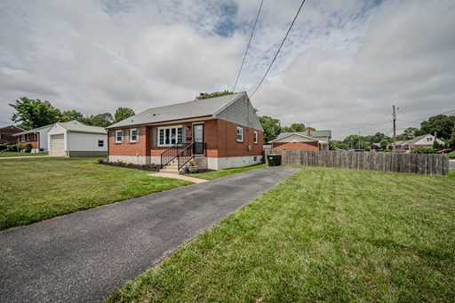 House for sale Claymont, Delaware