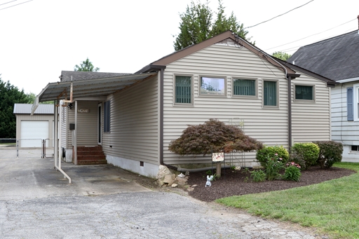 House for sale Delaware City, Delaware